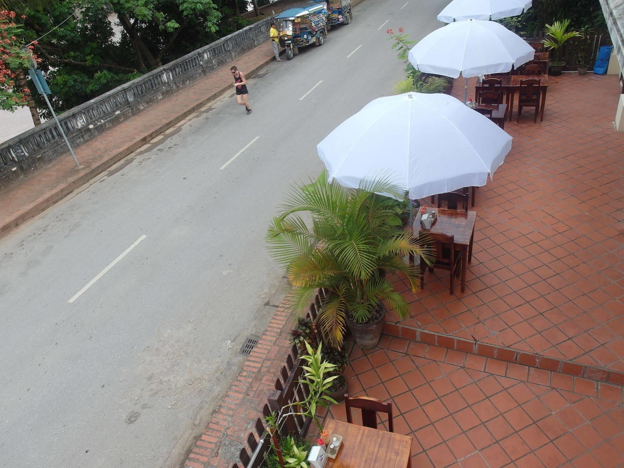 Mekong Sunset View Hotel Luang Prabang Bagian luar foto